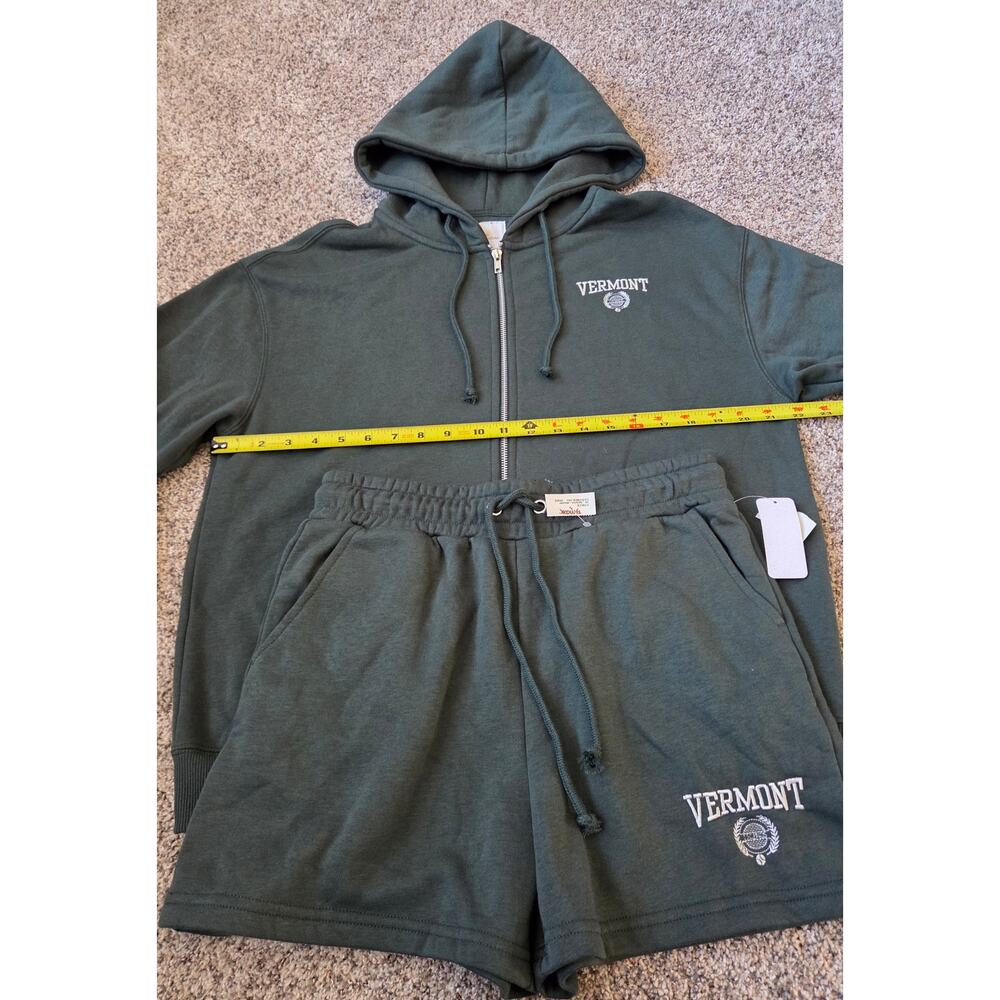 NWT Womans Vermont Lounge Set Dark Green Zip Up Hoodie & Shorts Set Size Med. - Picture 3 of 12